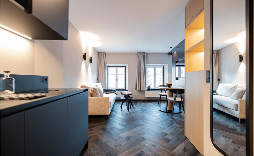 203-schwarzer-adler-1